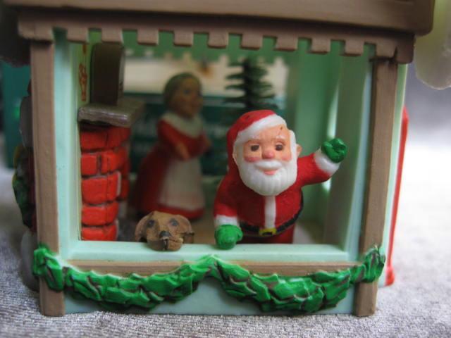 Hallmark 1985 Mr. & Mrs. Santa Magic Light Christmas Tree Ornament