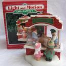 Hallmark 1987 Kringle's Toy Shop Magic Light & Motion Christmas Tree Ornament