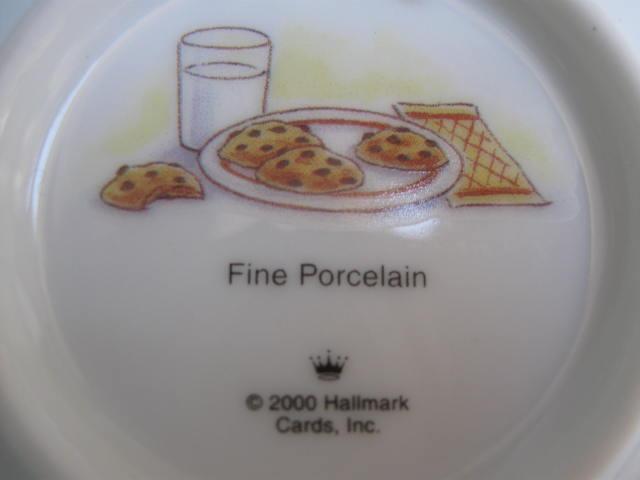 Hallmark 2000 Grandma's House Collector's Plate Mice Christmas Tree Ornament