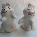 Vintage Bunny Hug Anthropomorphic Rabbit Van Tellingen Salt & Pepper Shakers