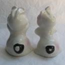 Vintage Bunny Hug Anthropomorphic Rabbit Van Tellingen Salt & Pepper Shakers