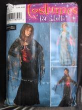 New Simplicity 0511 Gothic Gown Robe Renaissance Medieval Halloween Costume Sewing Pattern Size RR 14, 16, 18,20 Goth