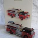 Hallmark 2007 1988 Ford C8000 5th In Fire Brigade Series Fire Engine Christmas Tree Ornament