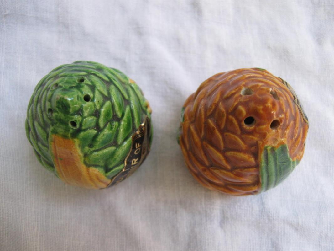 Vintage Souvenir Artichoke Salt & Pepper Shakers