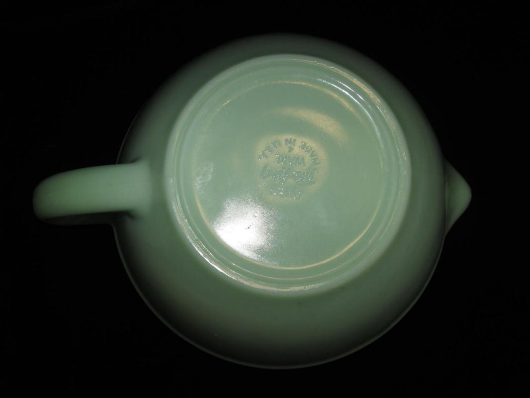 Vintage Fire King Jadite Jadeite Batter Bowl 3/4