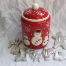 Hallmark 2011 Snowmen Winter Christmas Cookie Jar + Cookie Cutters Bonus