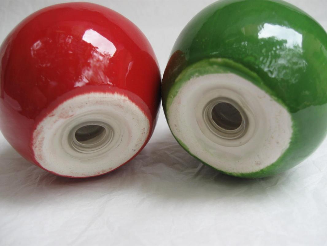 Green & Red Apple Salt & Pepper Shakers