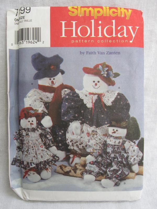 New Simplicity Holiday 7399 Christmas or Winter Snowmen & Snow Women Pattern By Faith Van Zanten