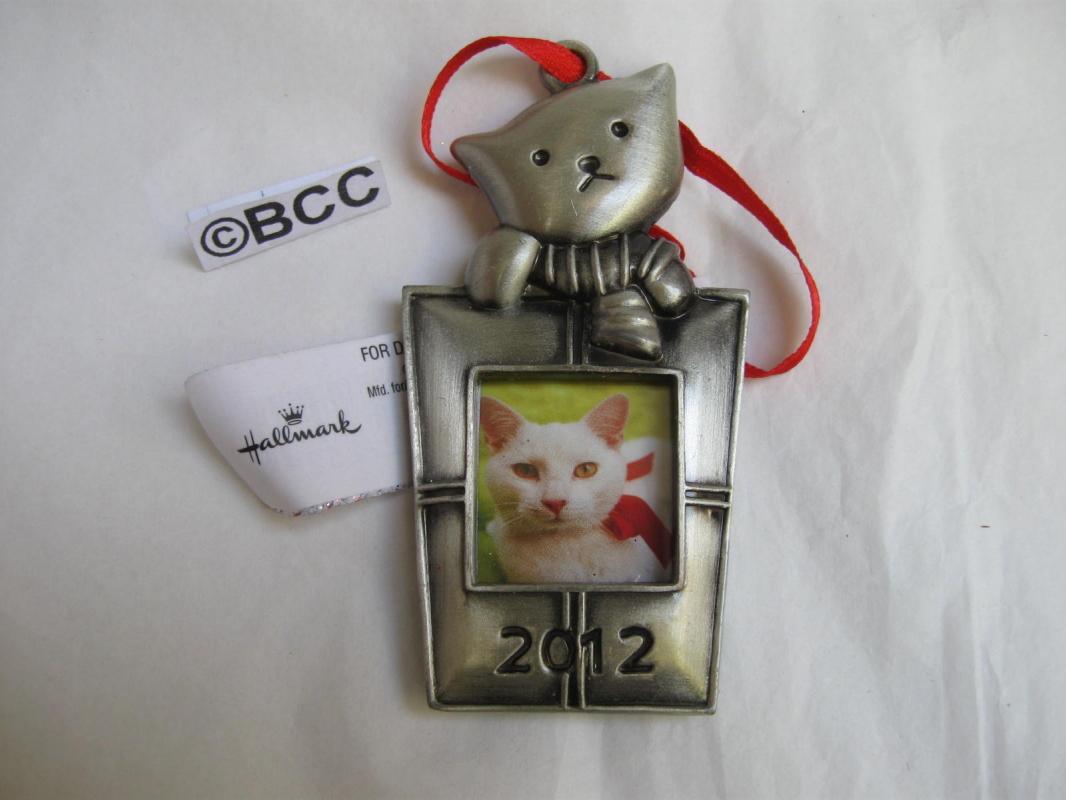 Hallmark 2012 Kitty Cat Photo Holder Christmas Ornament