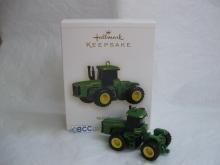 Hallmark 2006 9620 Tractor John Deere Christmas Ornament