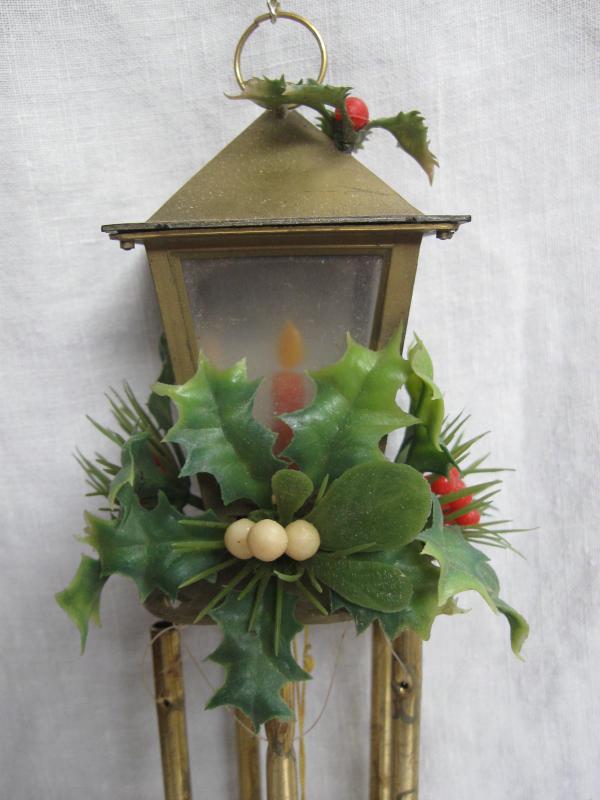2 Sets Of Plastic Christmas Wind Chimes Lantern & Bird Cage