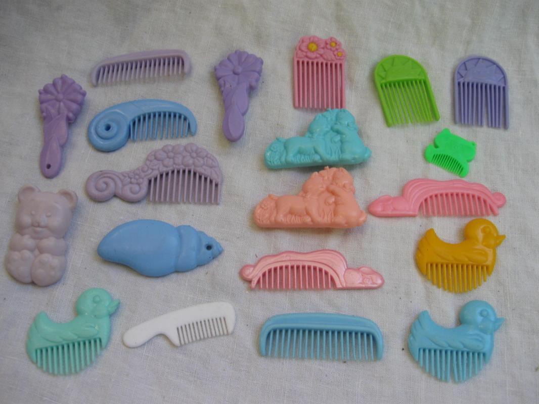 Lot of My Little Pony 3 Miniature + Accessories Combs Brushes Hair Clips & More