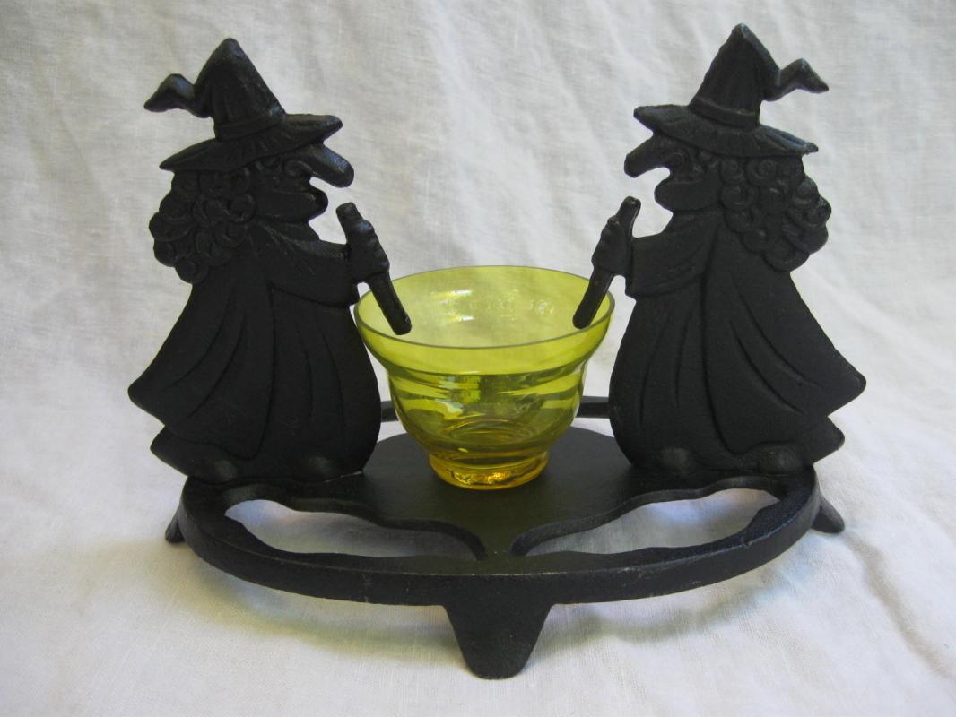 Cast Iron Witches Tea Light Decorative Candle Holder