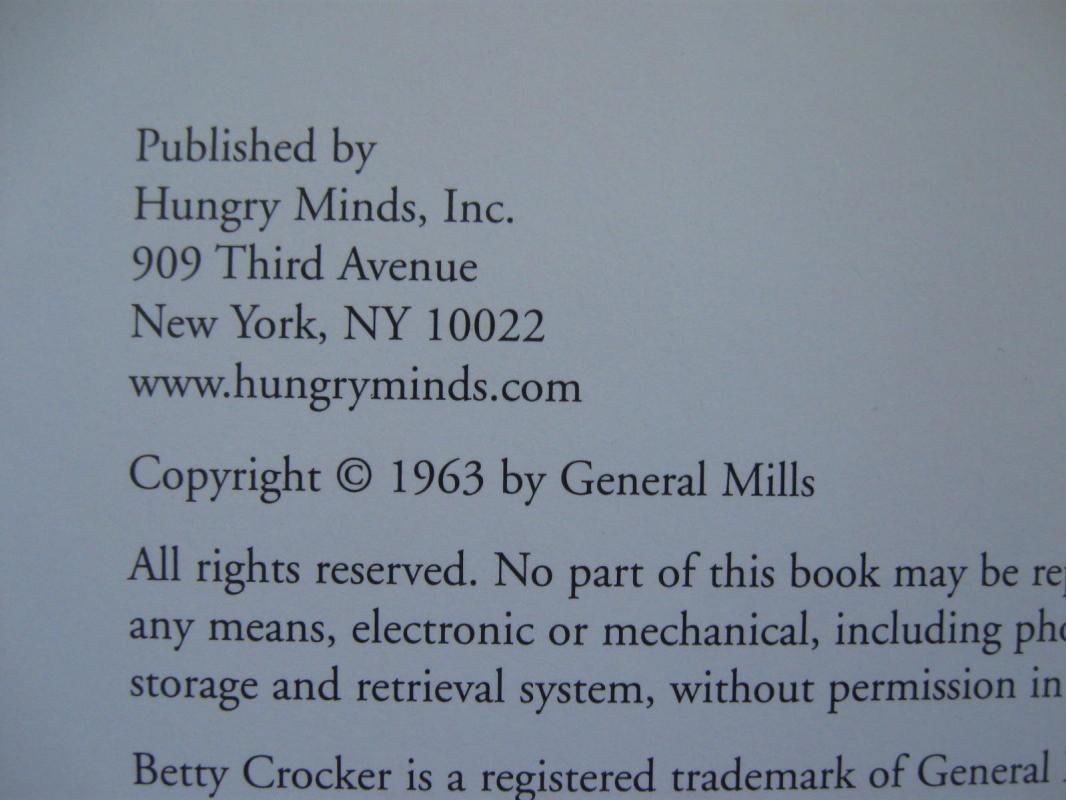 Betty Crocker's Cooky Cookie Book Cookbook Copyright 1963 2002