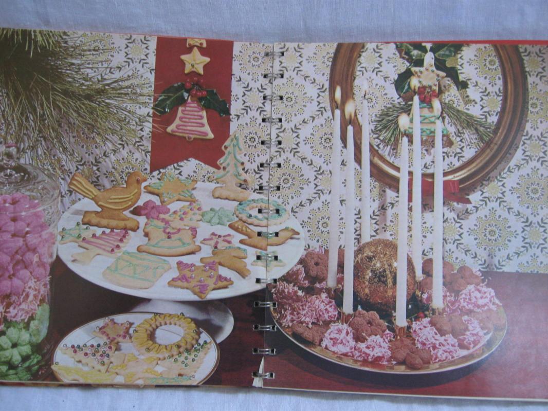 Betty Crocker's Cooky Cookie Book Cookbook Copyright 1963