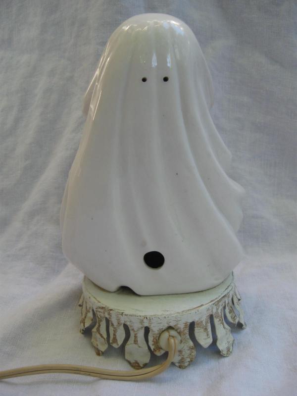 Vintage Ceramic Madonna Night Light Alladin Giftware Lamp