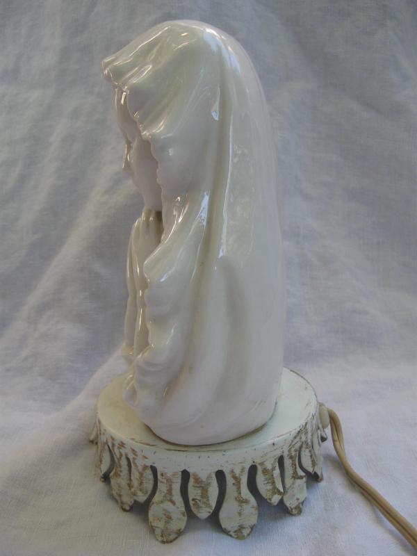 Vintage Ceramic Madonna Night Light Alladin Giftware Lamp