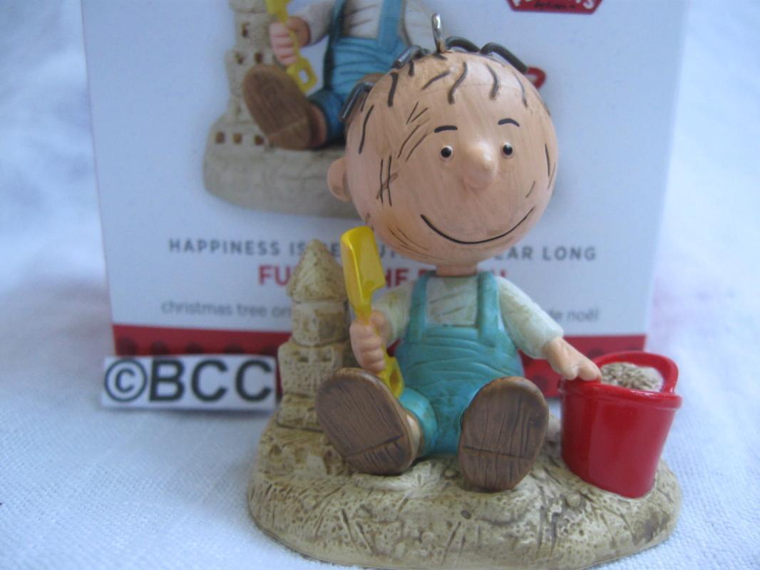 Hallmark 2013 Fun At The Beach Pigpen 1st In Peanuts Series Christmas Keepsake Ornament