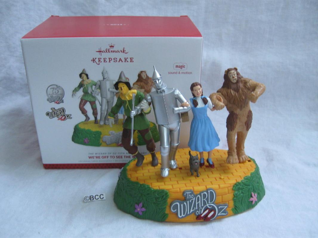 Hallmark 2013 Off To See The Wizard Table Top Display Wizard Of Oz