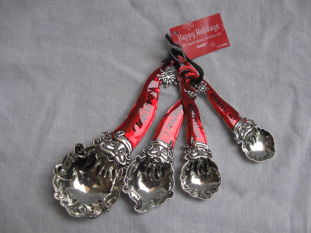Ganz Set of Four Christmas Red Santa Hat Measuring Spoons