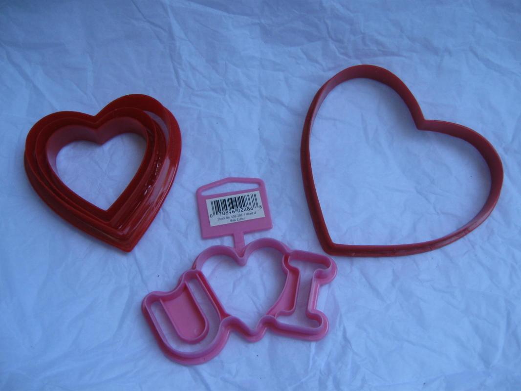 Wilton 5 Valeintine Hearts Pink I Love You Valentine's Day Cookie Cutters