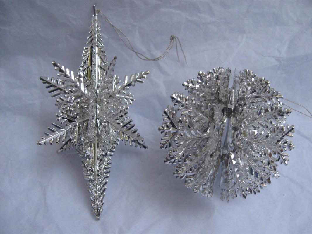 5 Vintage Silver Plastic Snowflakes In 2 Different Shapes or Styles Christmas Ornaments