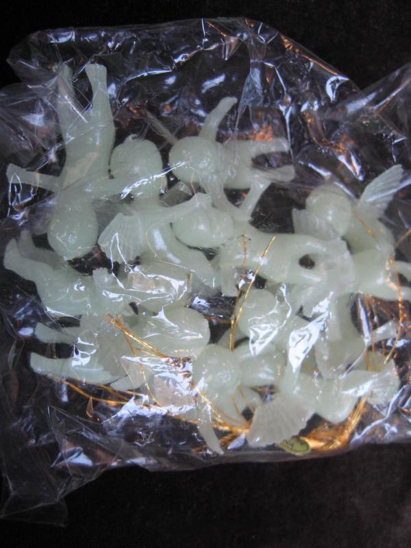 48 Luminous Glow In The Dark Cherubs Vintage Angels Feather Christmas Tree Ornaments In Original Box