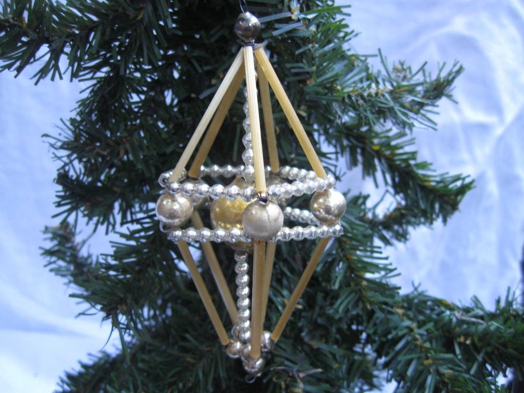 3D Atomic Mercury Glass Beaded Wire Silver Gold Christmas Ornament Figural Kite