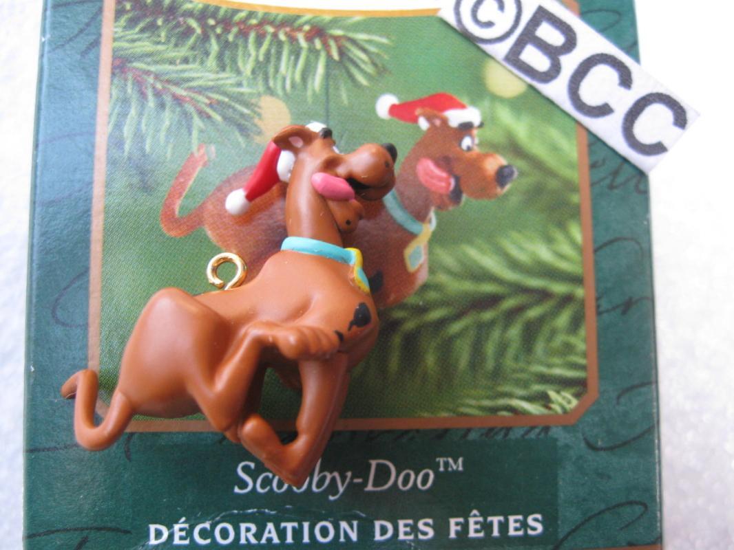 Hallmark 2001 Scooby Doo Miniature Christmas Tree Ornament
