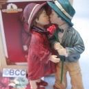 Hallmark 2005 The Kiss Love & Romance Christmas Ornament Valentines Day
