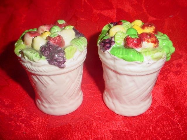 Lefton Tutti Fruit Salt & Pepper Shakers