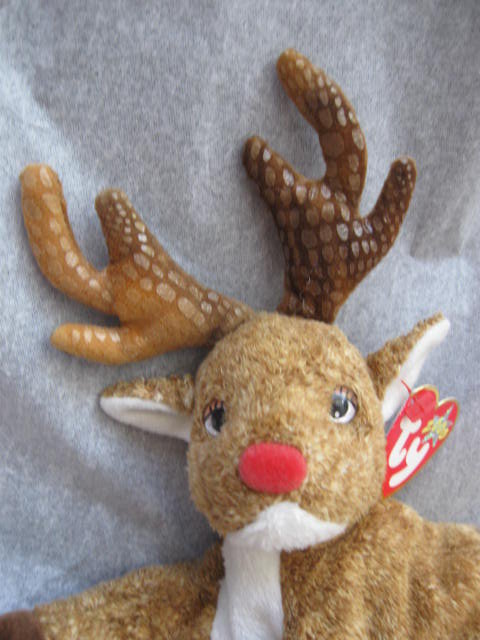 Ty Roxie The Red Nosed Christmas Reindeer Beanie Baby
