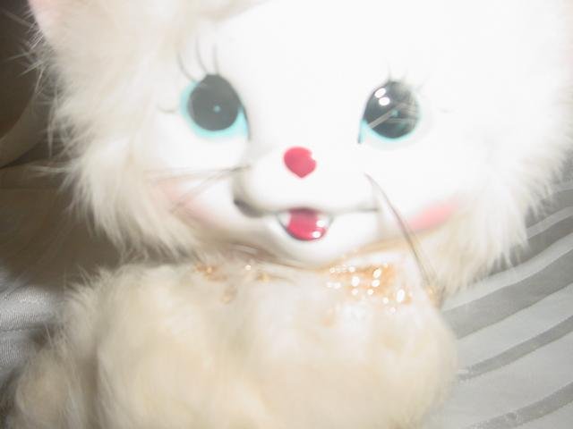Porcelain Fur White Smiling Kitty Cat