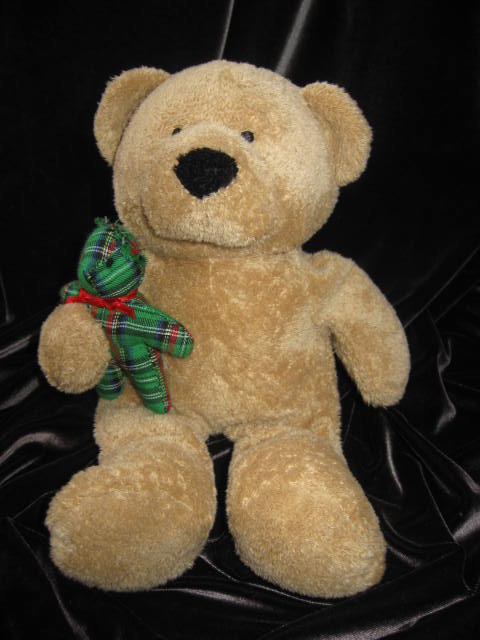 Ty BEARY MERRY PLUFFIE Bear with Plaid Teddy Bear - Retired Plush
