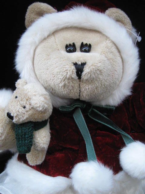 Starbucks 2005 Bearista Christmas Girl Bear 43rd Edition