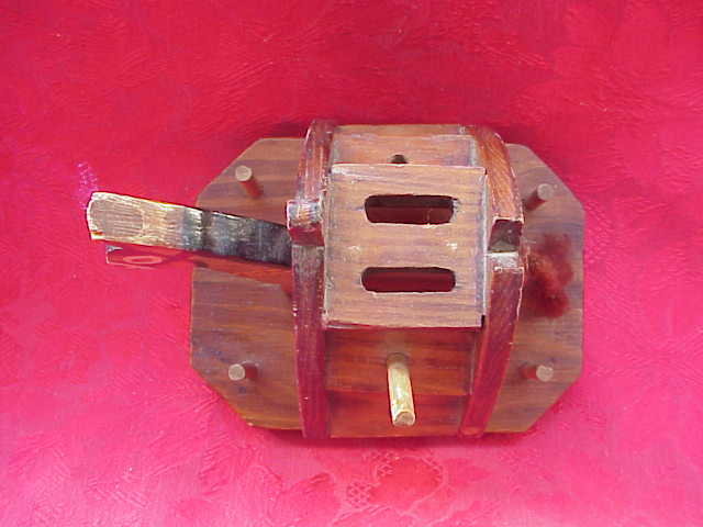 Donkey Sewing Kit & Spool Holder