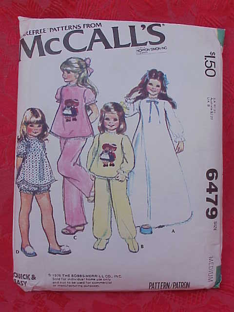 McCall's 6479 Girls' Nightgown & Pajamas With Raggedy Ann & Andy Transfers 1970's Sewing Pattern Size Medium