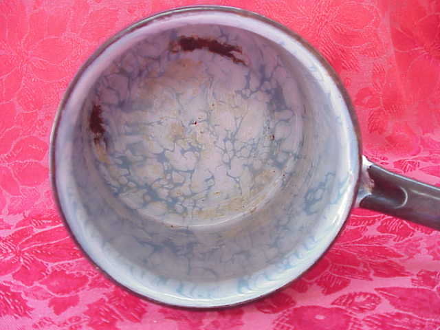 Vintage Snow On The Mountain Blue & White Enamelware Swirl Pot