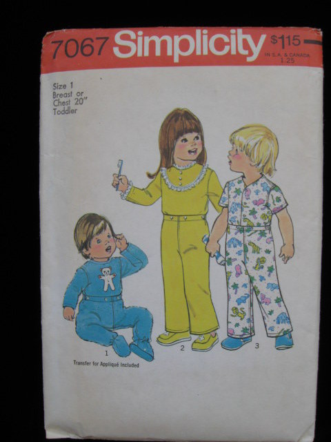 Simplicity 7067 Toddlers' Pajamas With Applique Transfer 1970's Sewing Pattern