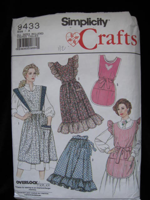 Simplicity Crafts 9433 Misses' Aprons Sewing Pattern