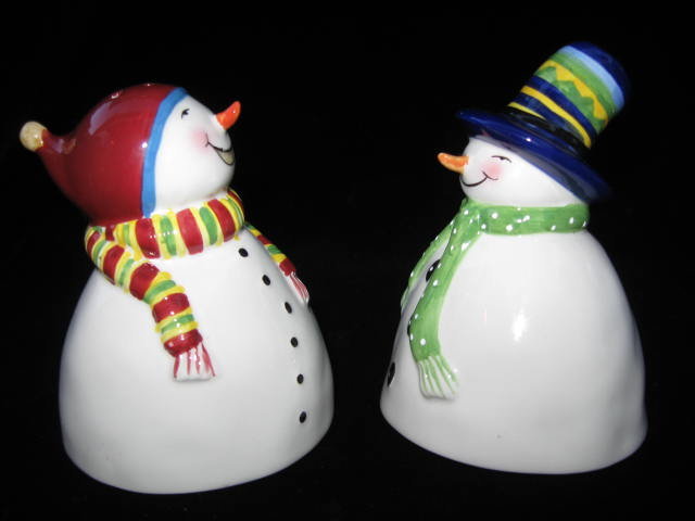 Snowman & Snowgirl Salt & Pepper Shakers