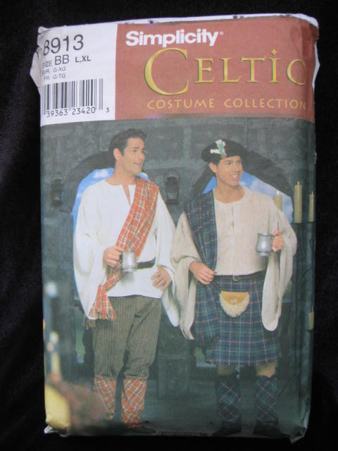 Simplicity 8913 Men's Celtic Kilt & More Halloween Costume Sewing Pattern