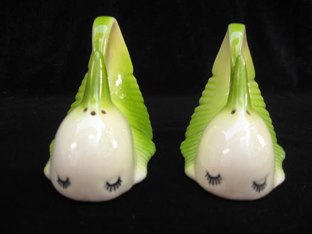 Unique Shaped Vintage Tropical Fish Salt & Pepper Shakers