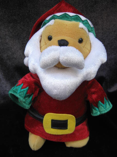 2001 Disney Santa Claus Winnie The Pooh Beanie Baby Disney Store Exclusive