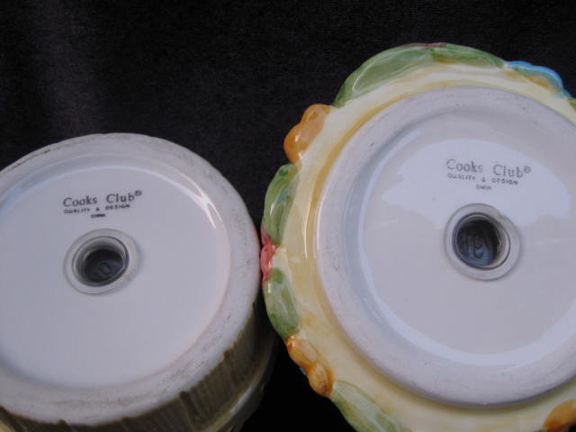 Cooks Club Bird On Flower Pot Salt & Pepper Stacking Shakers