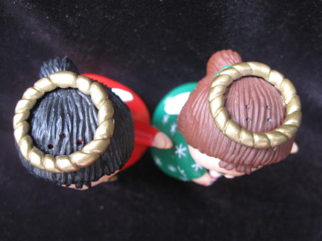 Vintage Hallmark Season Greetings Barefoot Christmas Angels Salt & Pepper Shakers
