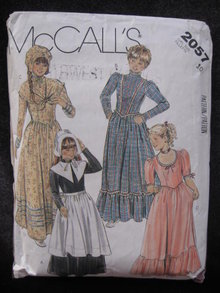 Vintage McCall's 2957 Girls' Frontier Pilgrim Halloween Costume Sewing Pattern