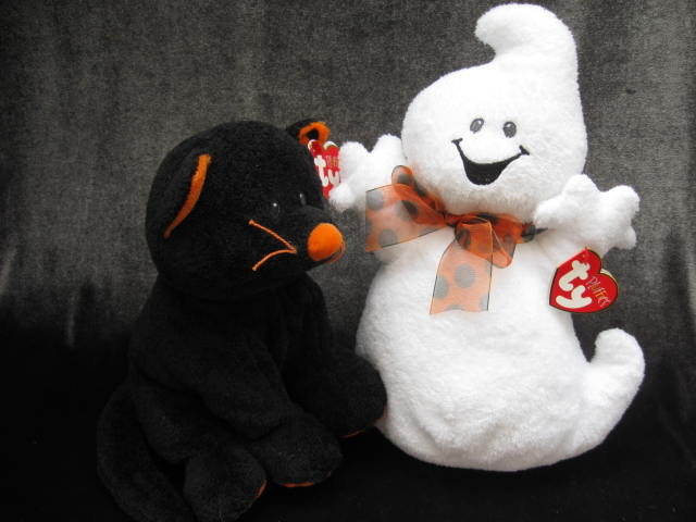 2 Ty Pluffies Pluffie Trickery The Halloween Black Cat & Frighten The Ghost Retired