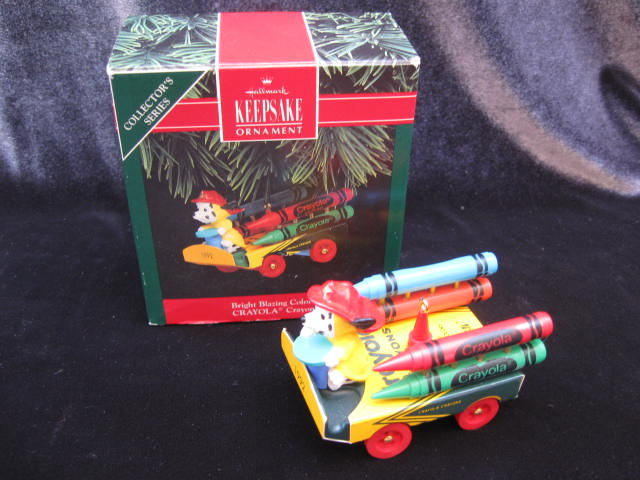 Hallmark 1992 Bright Blazing Colors Crayola Crayon 4th In Series Christmas Tree Ornament