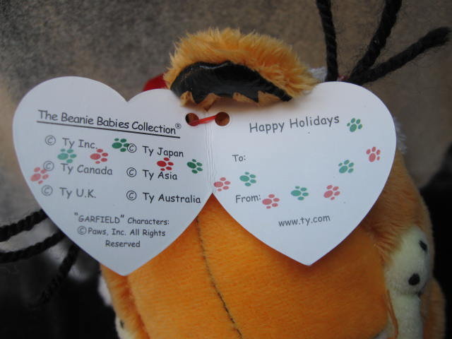 Ty Christmas Garfield HAPPY HOLIDAYS Garfield The Cat Retired Beanie Baby